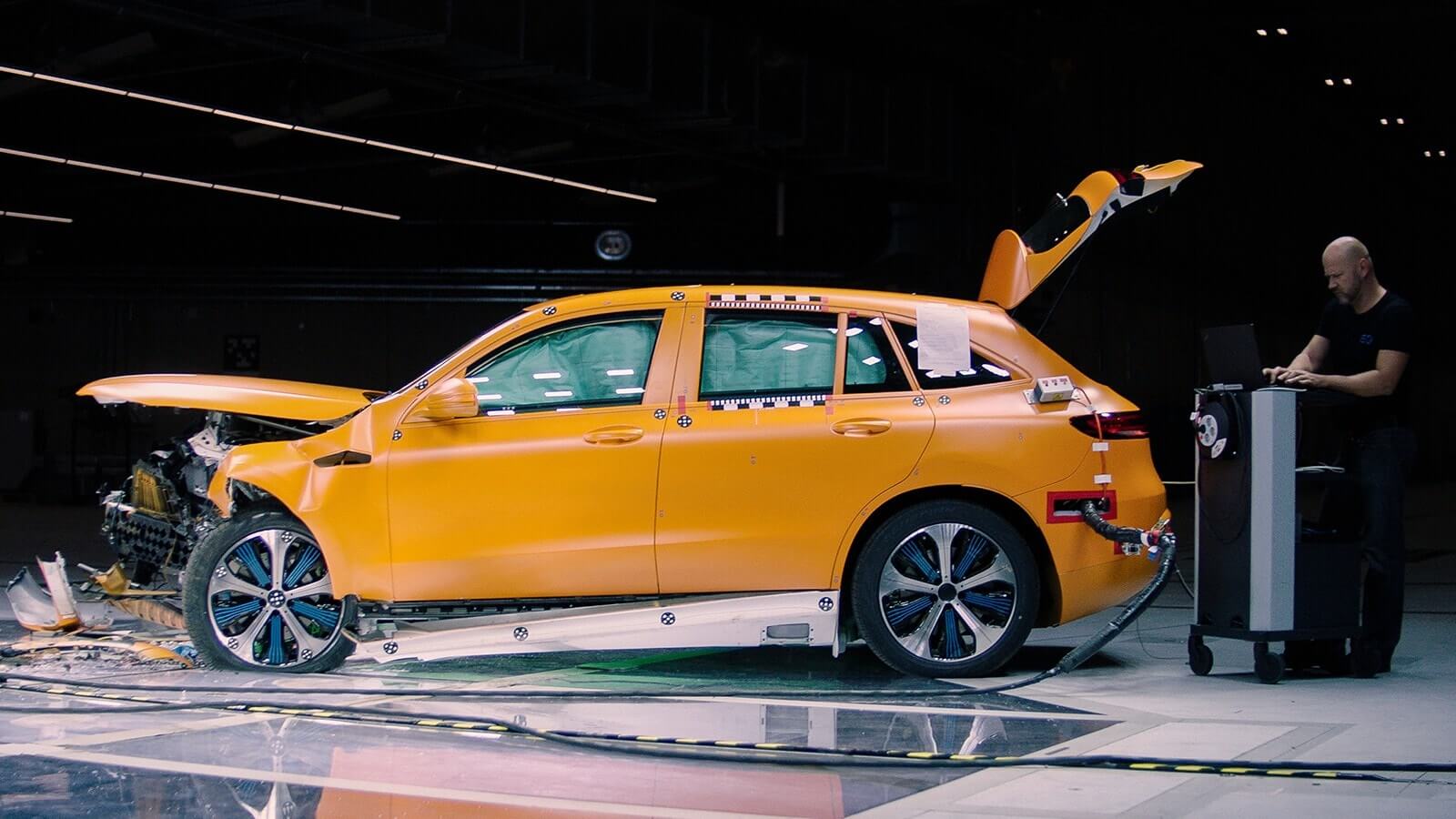The challenges of electric vehicle crash tests MESSRING GmbH
